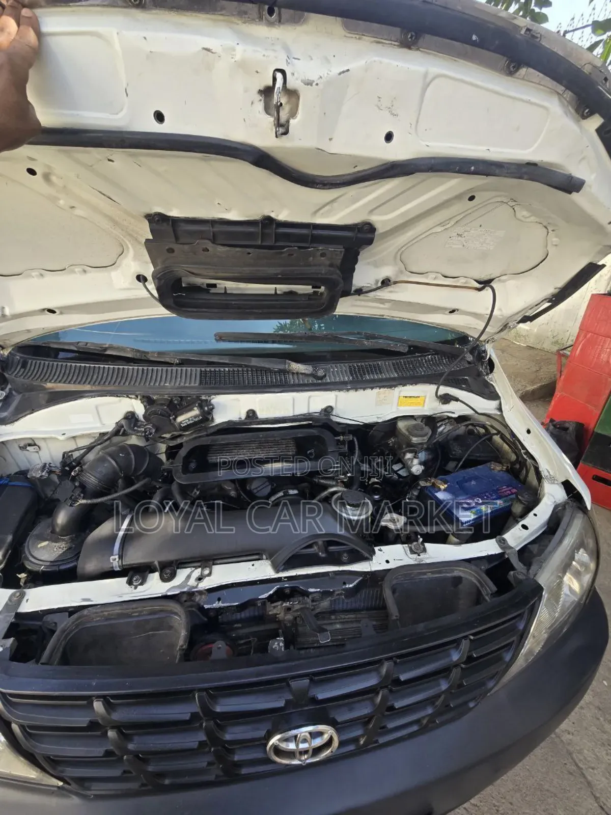 Toyota HiAce 2008 White