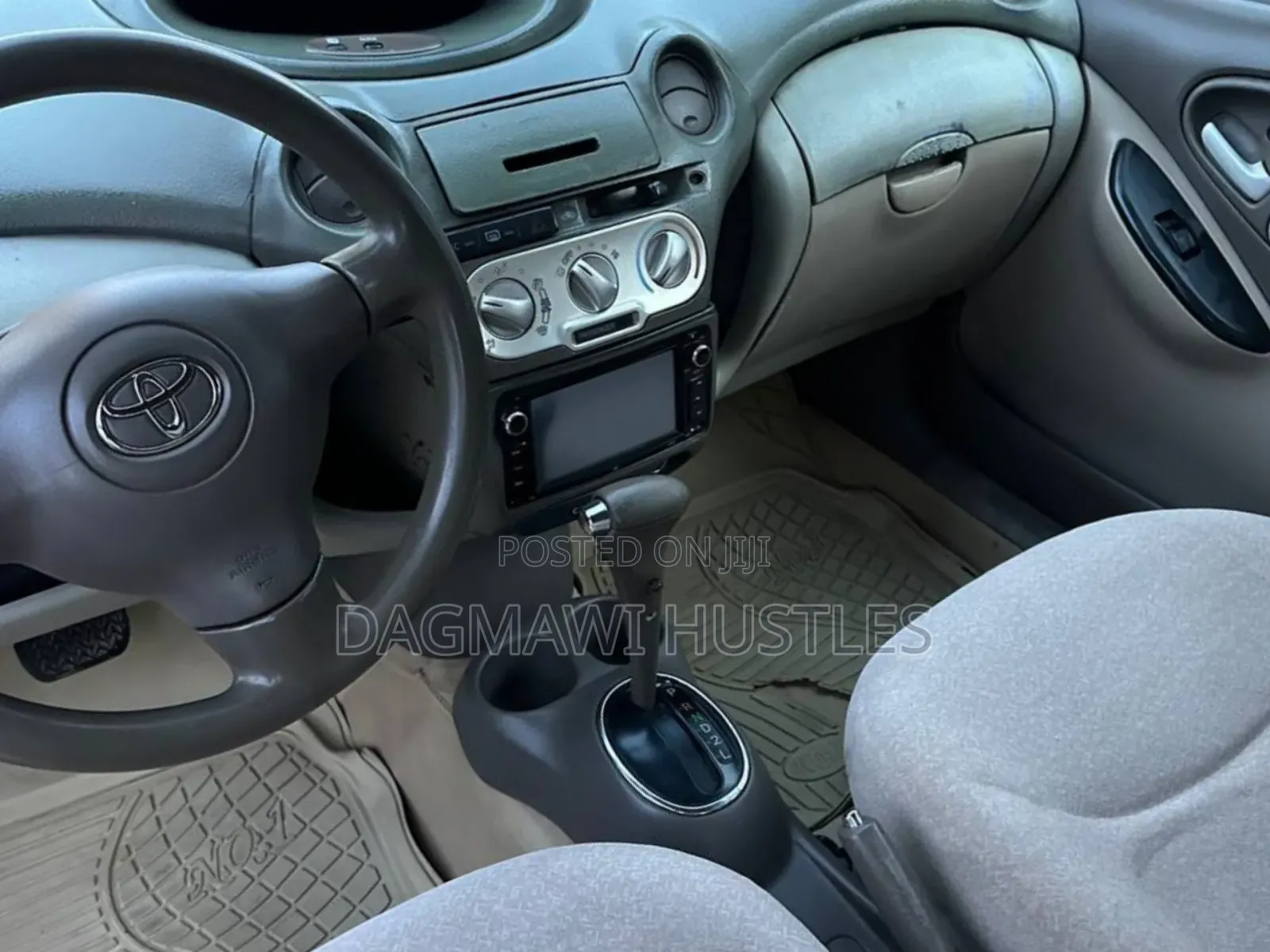 Toyota Platz 1.0 FWD 2005 Silver