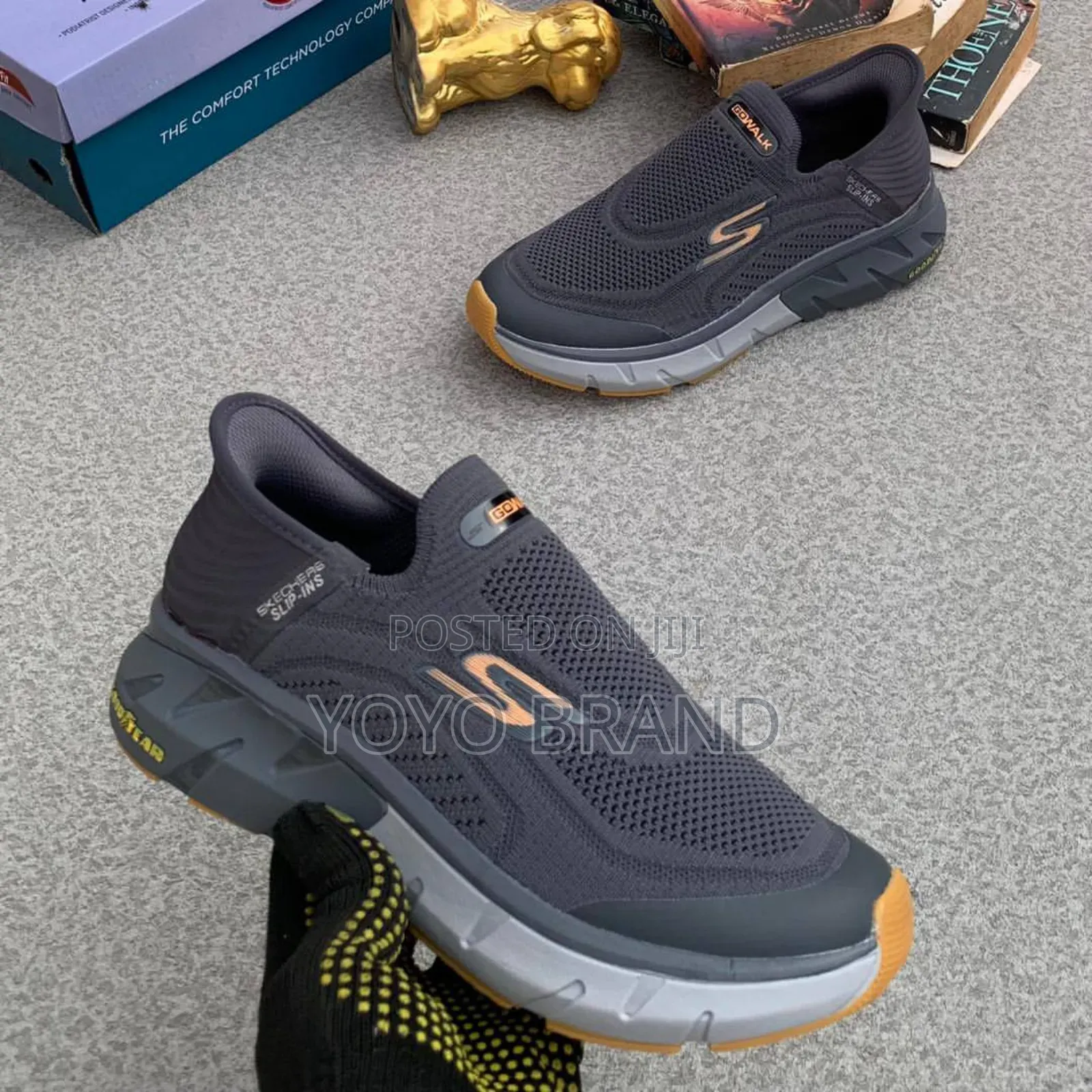 Skecers Slip-Ins Grey Fashion Sneaker