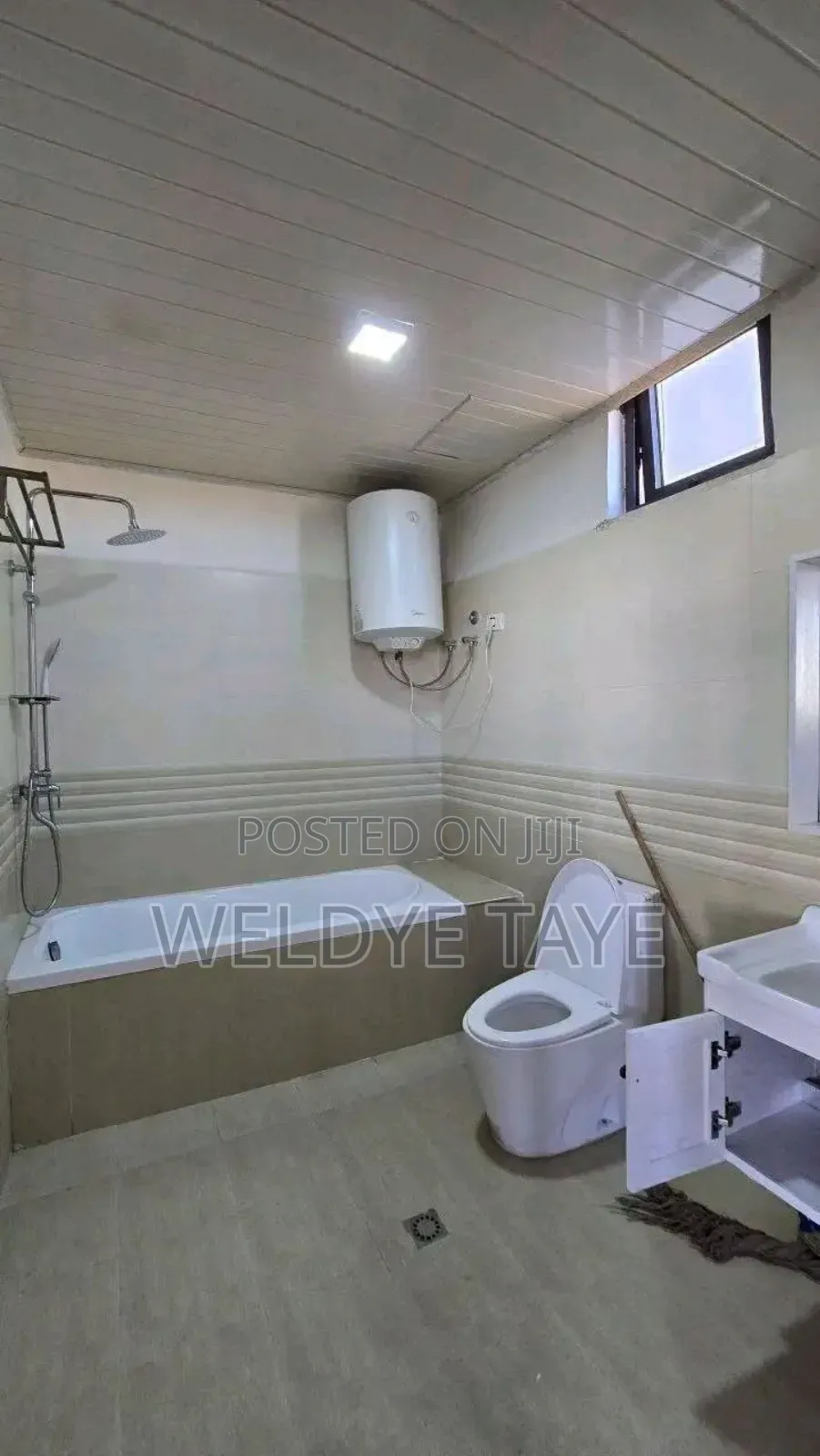 Furnished 3bdrm Apartment in Yeka for sale