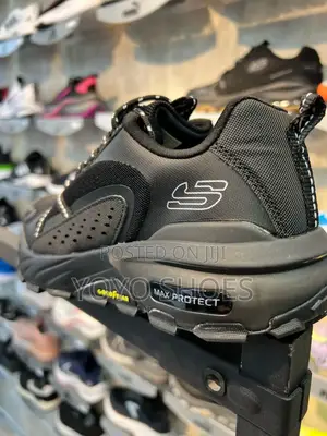 Skeches Max-Protect Black Fashion Sneaker