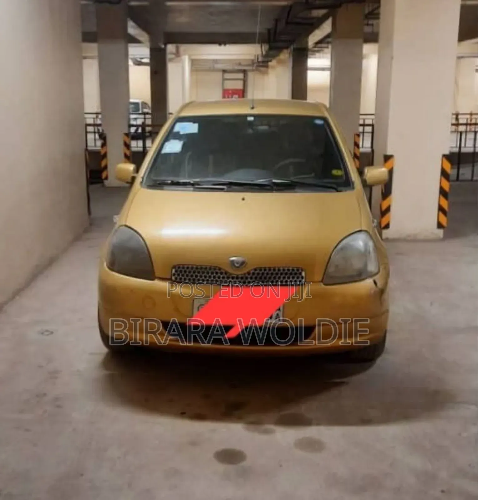 Toyota Vitz 2001 Yellow