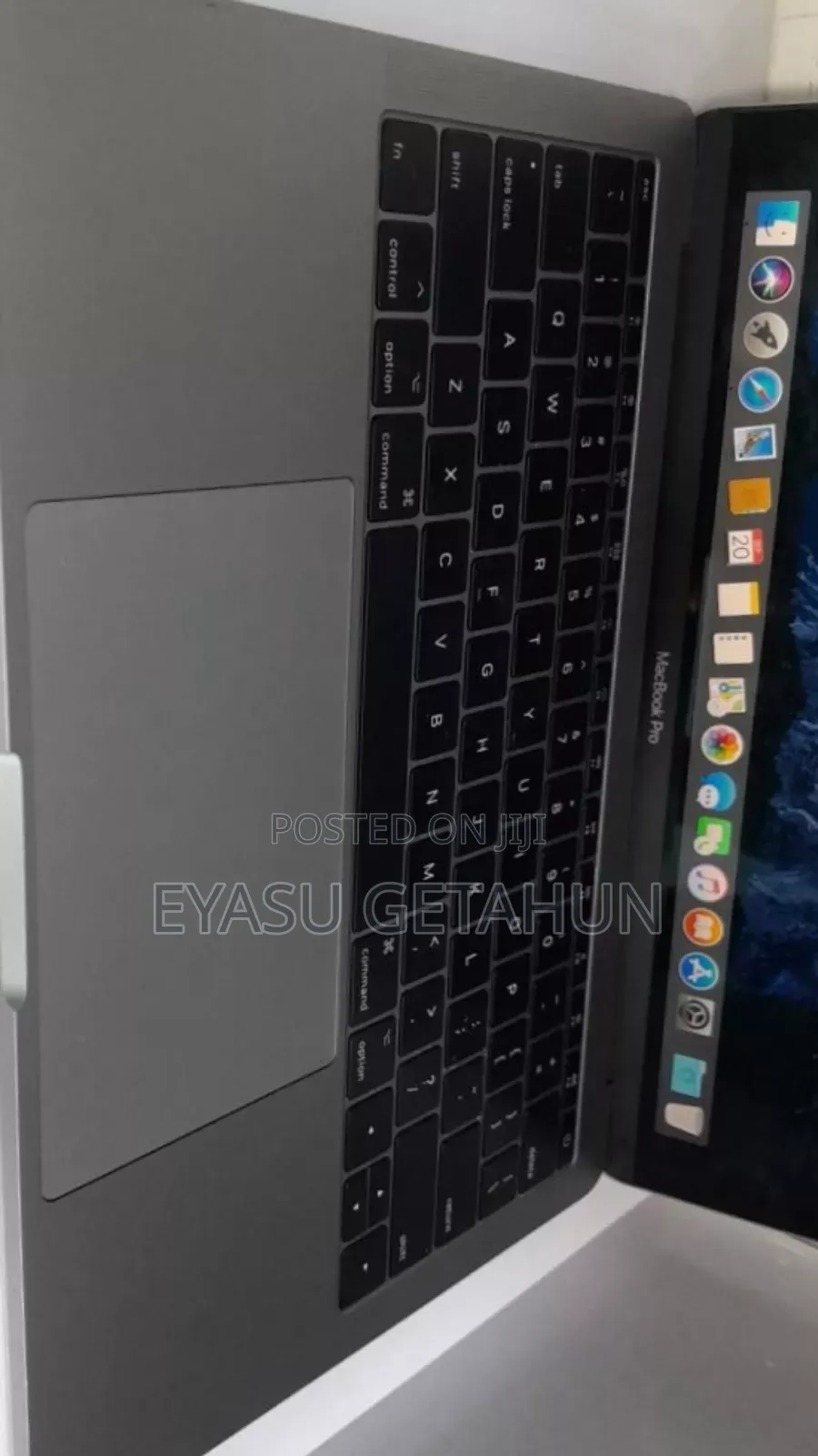 New Laptop Apple MacBook Pro 2017 8GB Intel Core I5 SSD 128GB