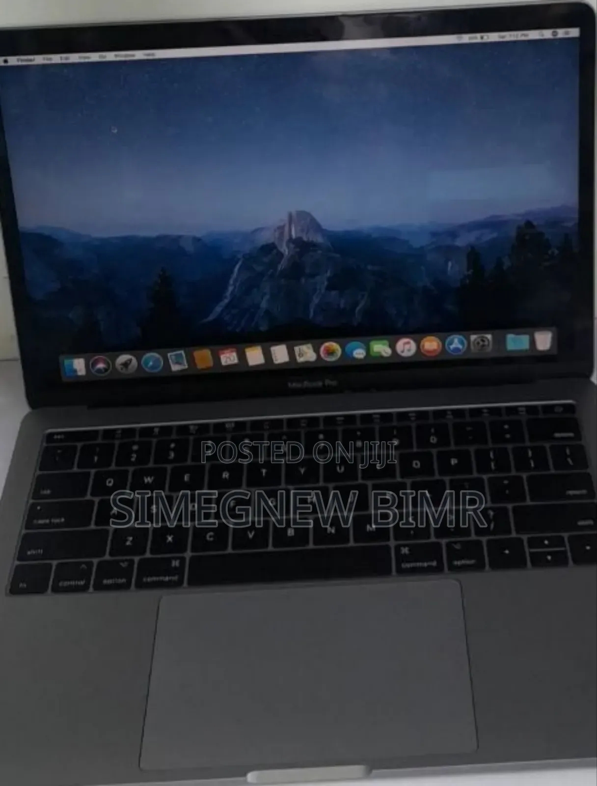 New Laptop Apple MacBook Pro 2017 8GB Intel Core I5 SSD 128GB