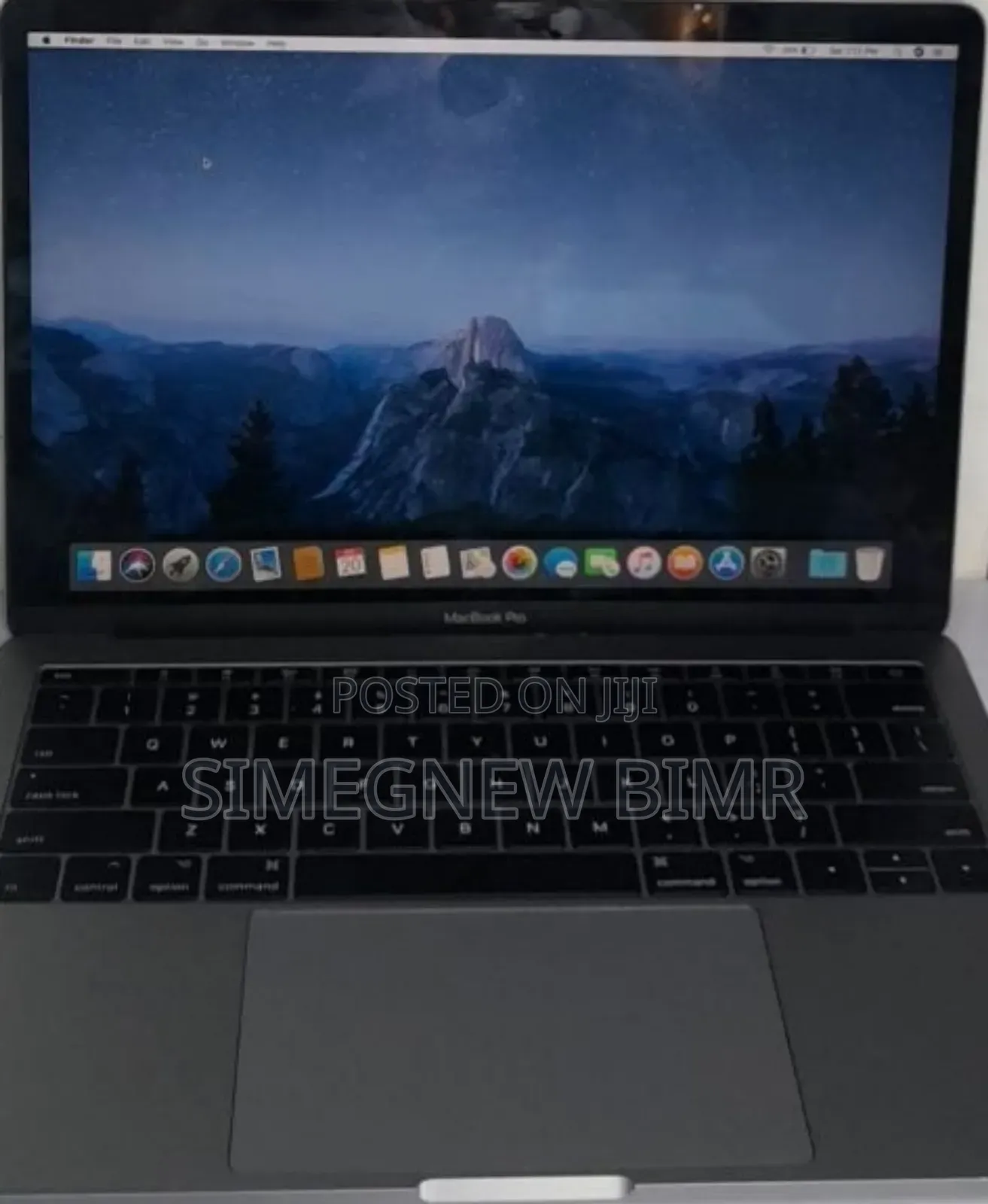 New Laptop Apple MacBook Pro 2017 8GB Intel Core I5 SSD 128GB