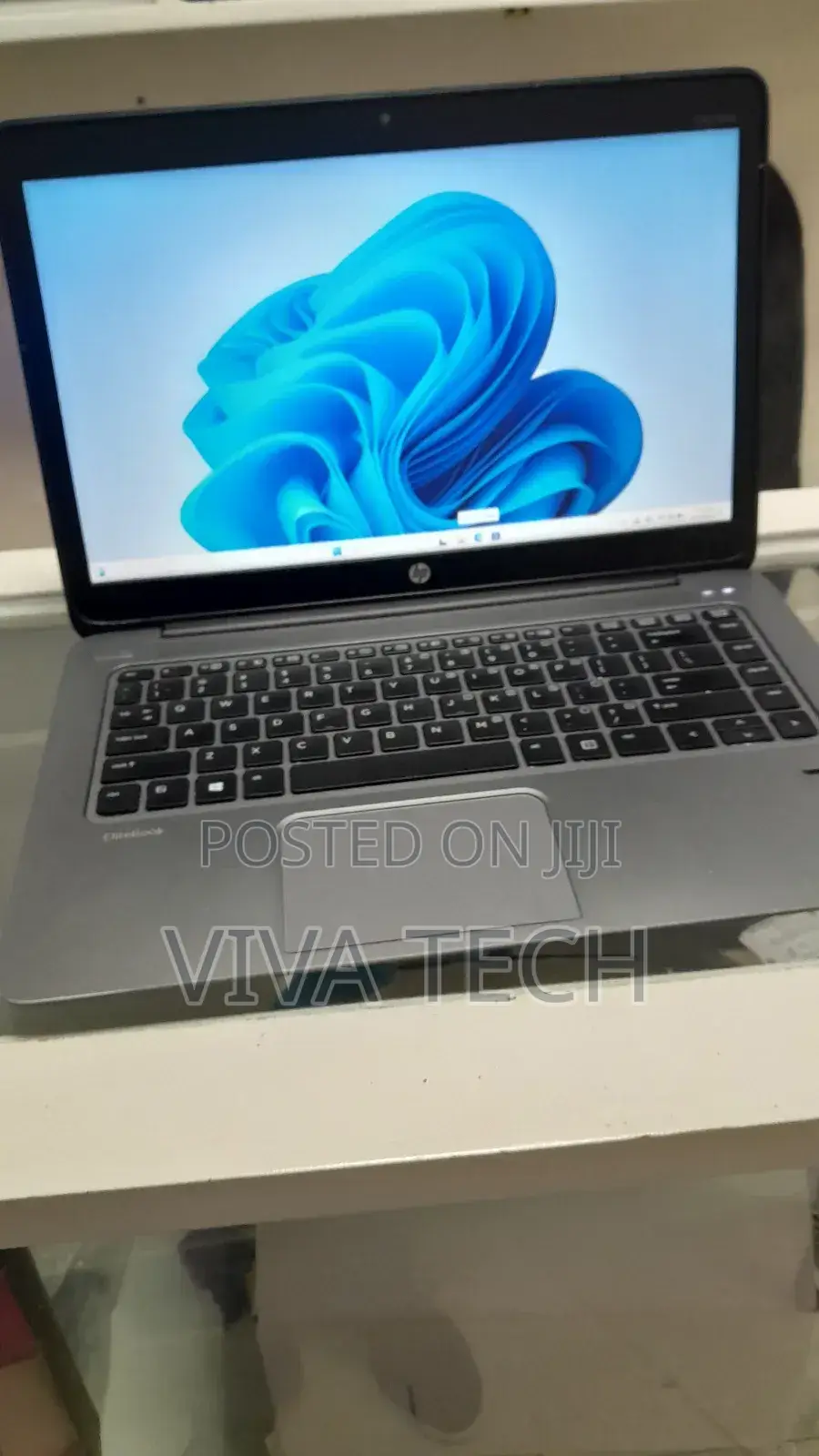 New Laptop HP EliteBook Folio G1 8GB Intel Core I5 SSD 256GB