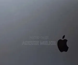 New Laptop Apple MacBook Pro 2019 32GB Intel Core i9 SSD 256GB