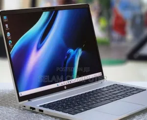 Photo - New Laptop HP ProBook 450 G9 16GB Intel Core i7 SSD 512GB