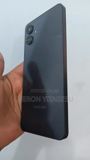 New Samsung Galaxy A06 64 GB Black