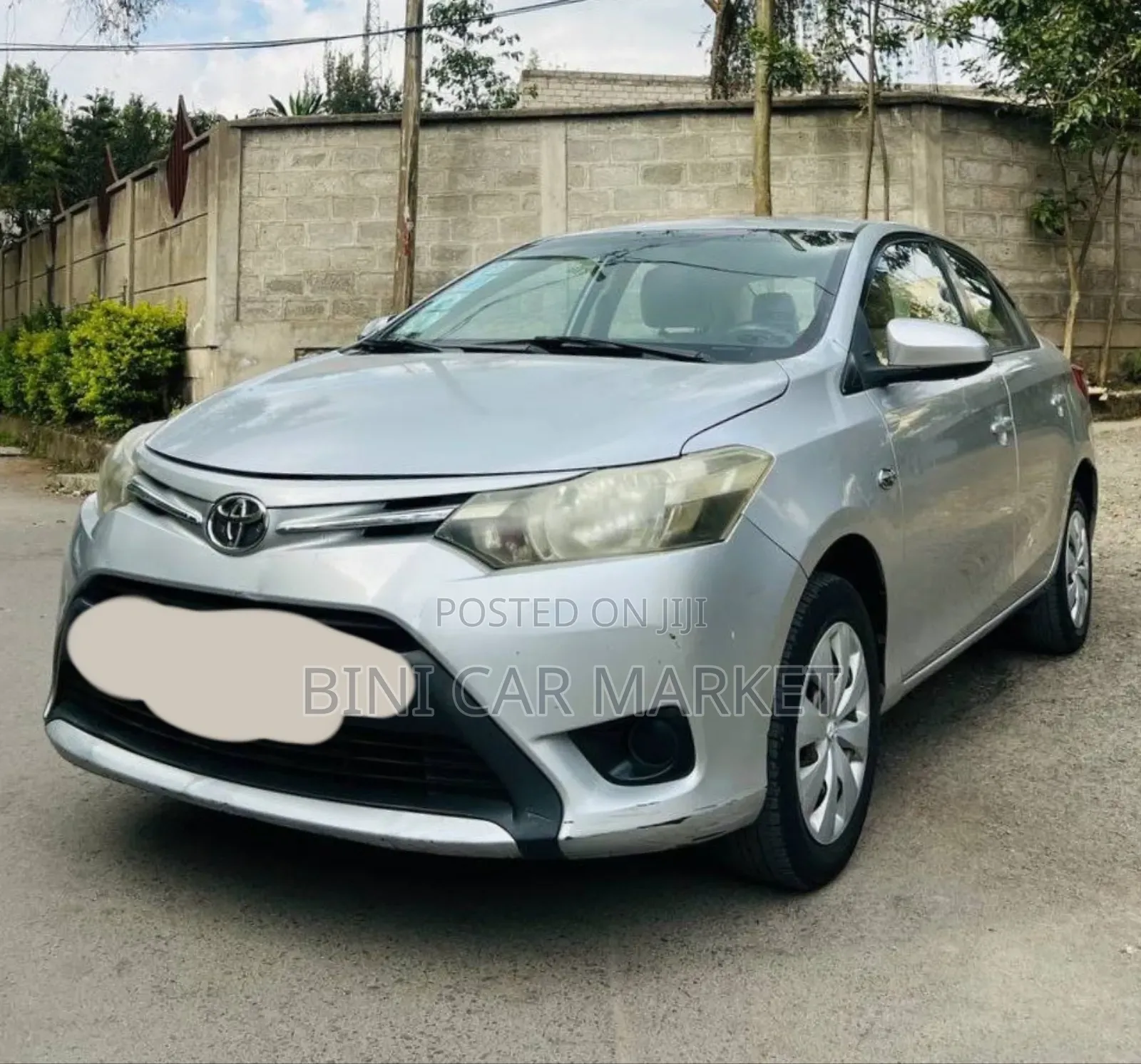 Toyota Yaris 2014 Silver