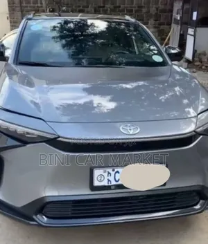 Photo - Toyota bZ4X 71.4 kWh FWD 2022 Gray