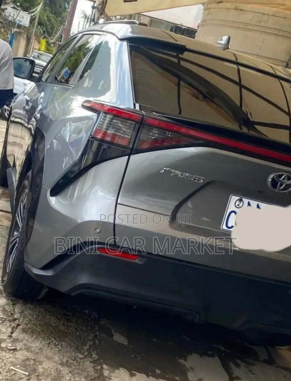 Toyota bZ4X 71.4 kWh FWD 2022 Gray