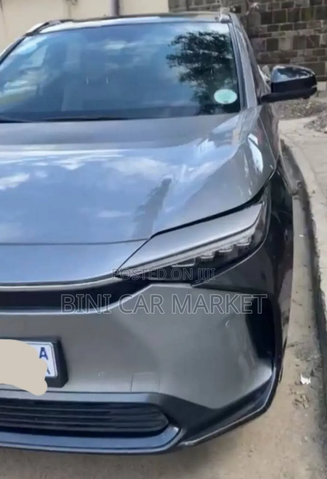 Toyota bZ4X 71.4 kWh FWD 2022 Gray