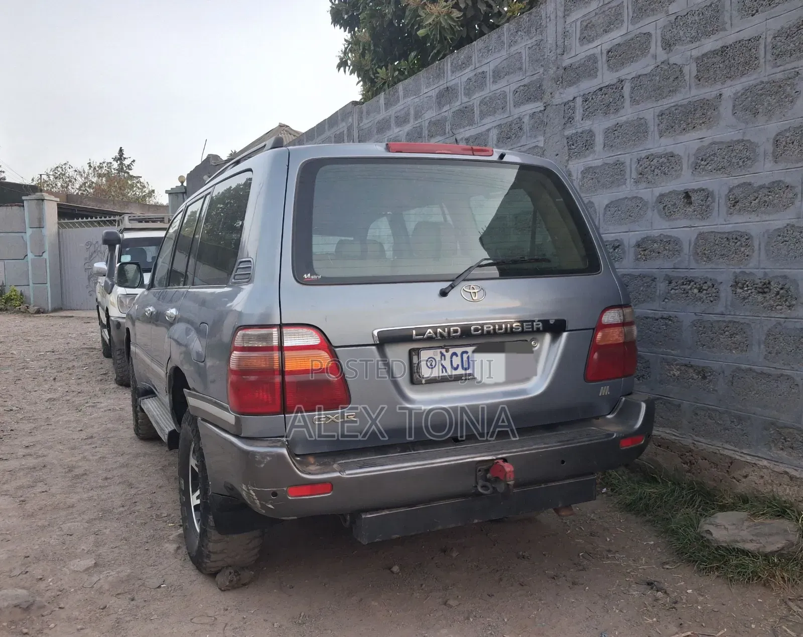 Toyota Land Cruiser 2003 Gray