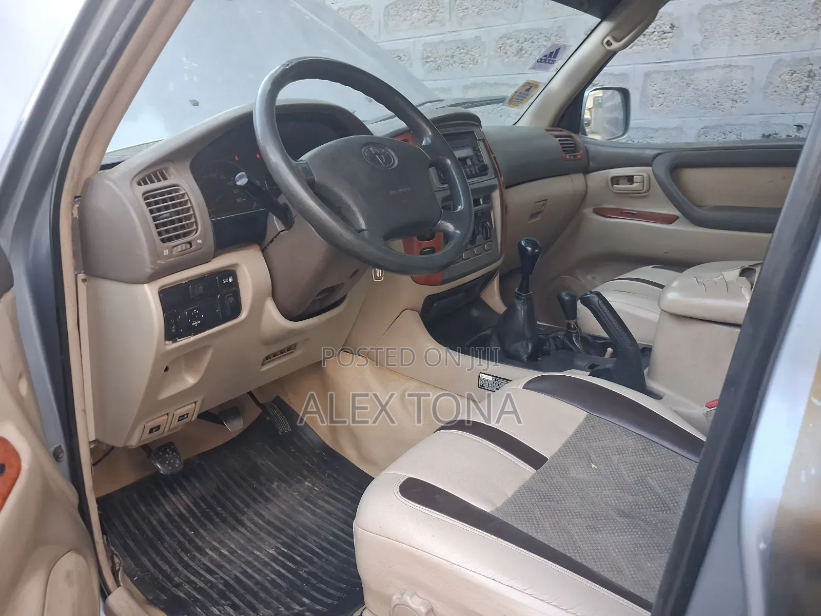 Toyota Land Cruiser 2003 Gray