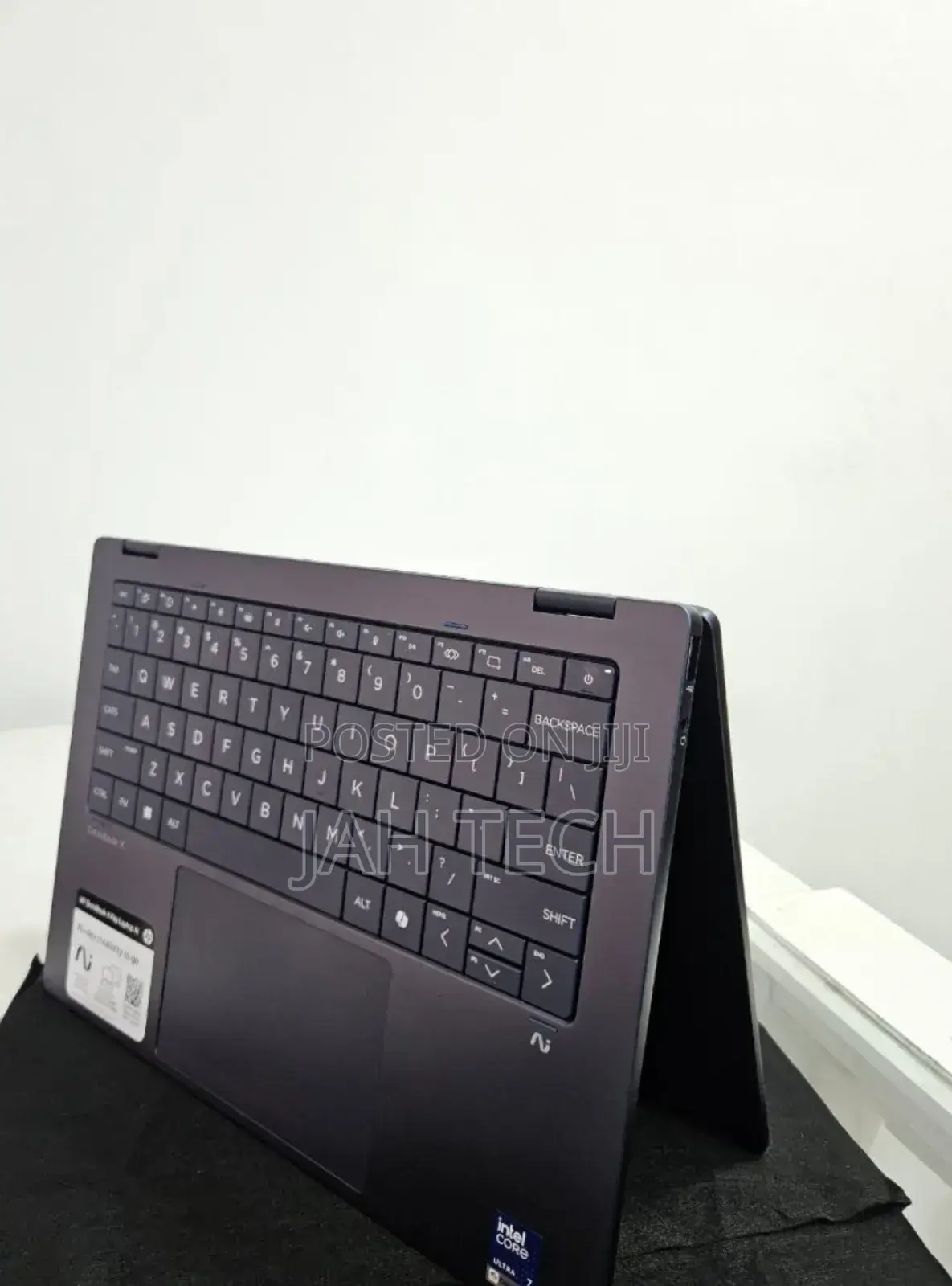 New Laptop HP OmniBook X Flip 14" 16GB Intel Core Ultra 7 SSD 1T
