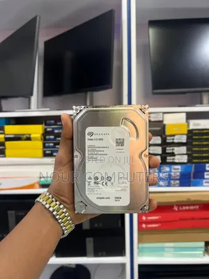 Photo - 500gb Seagate Desktop HDD