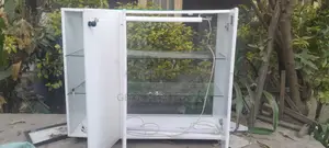 Display (Mobile or Cosmotics)