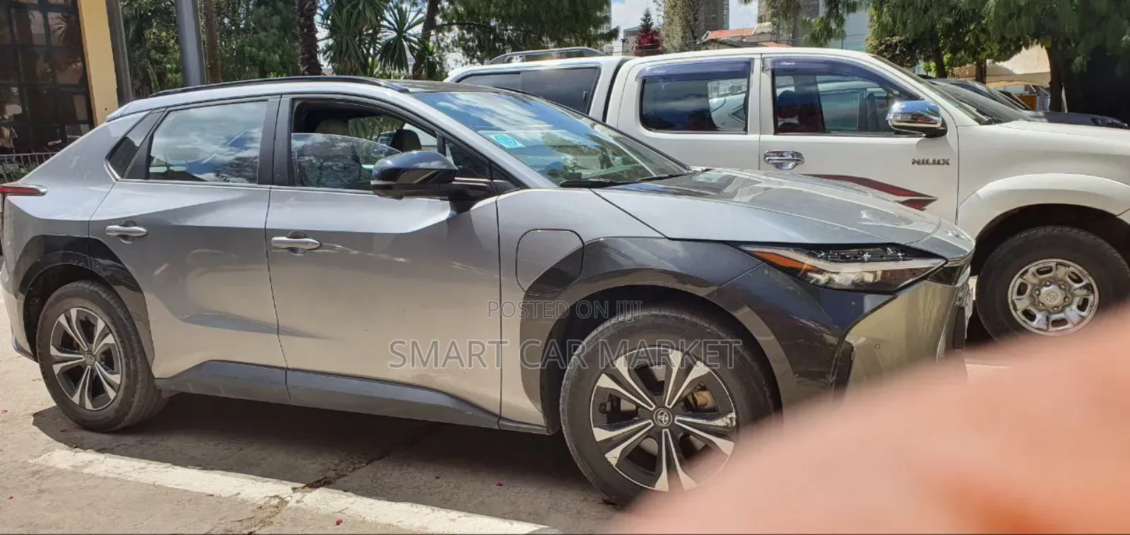 Toyota bZ4X 71.4 kWh AWD 2023 Gray