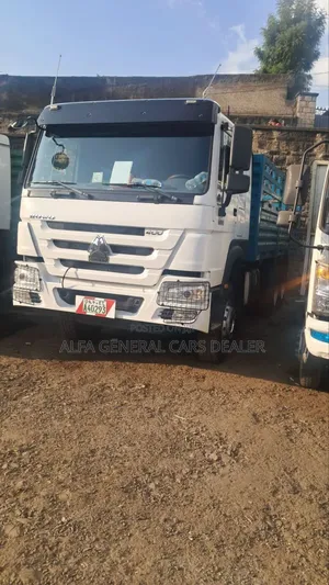 Sinotruk 2025 White