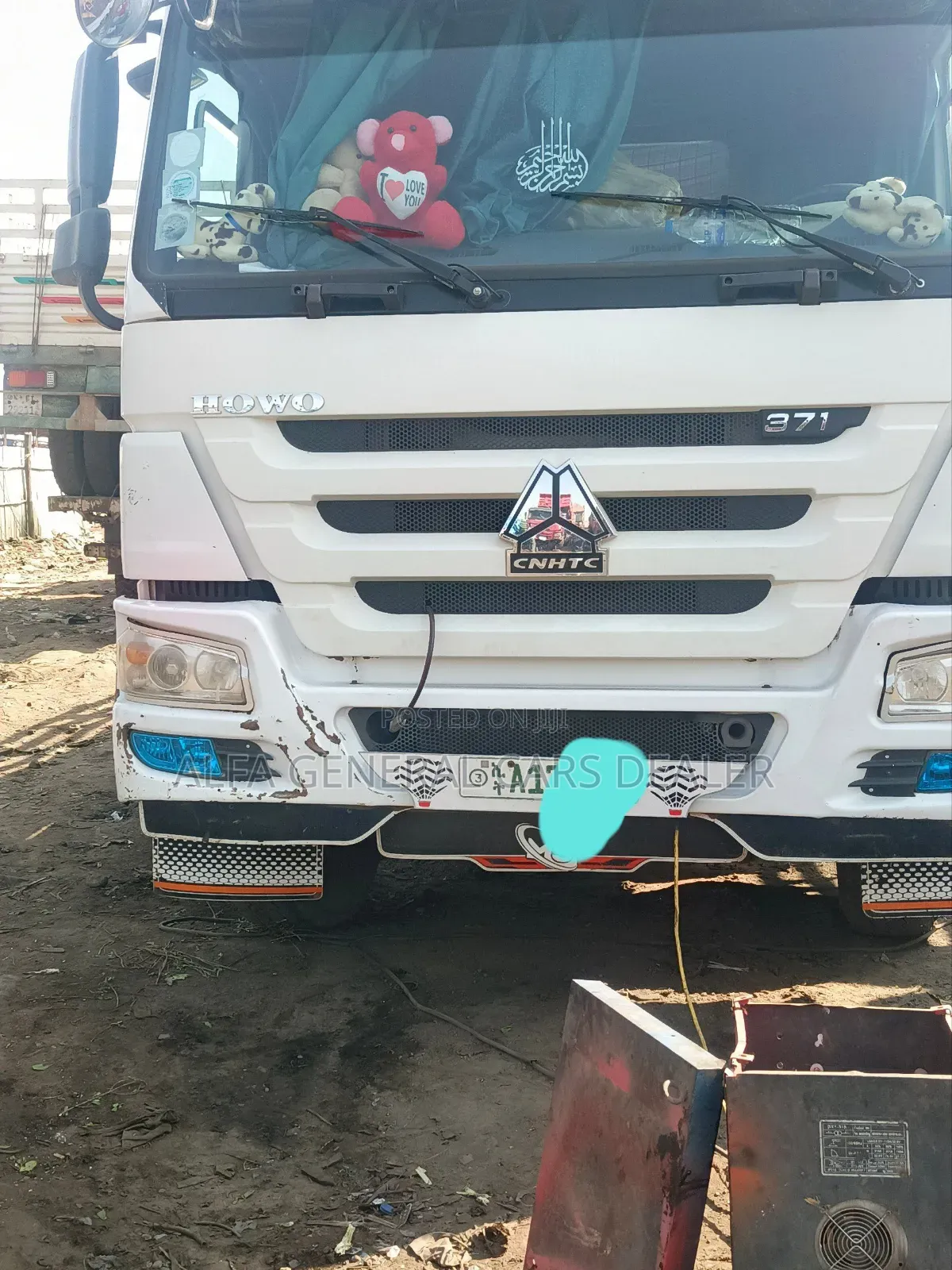 Sinotruk 2021 White