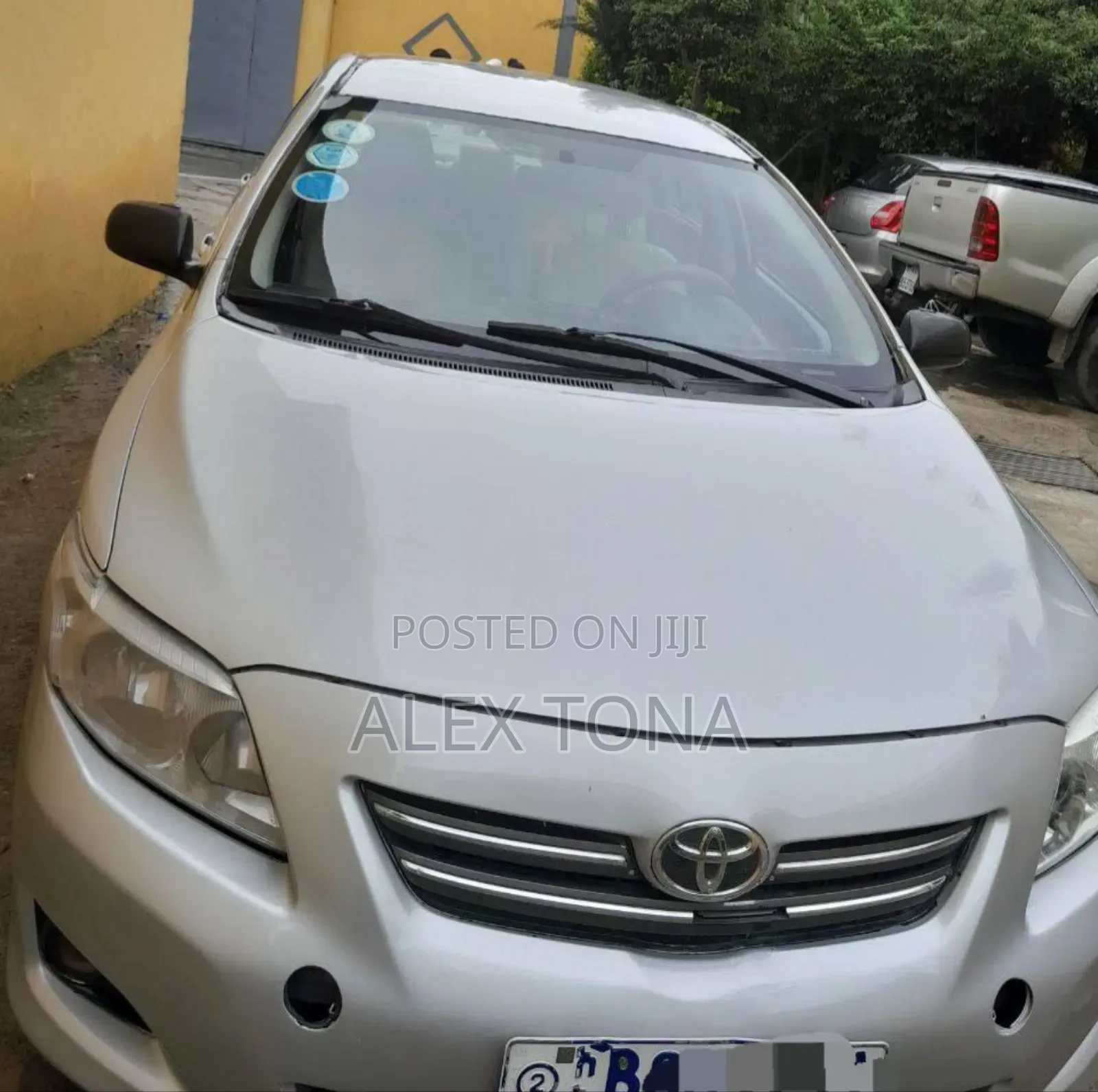 Toyota Corolla 2010 Silver