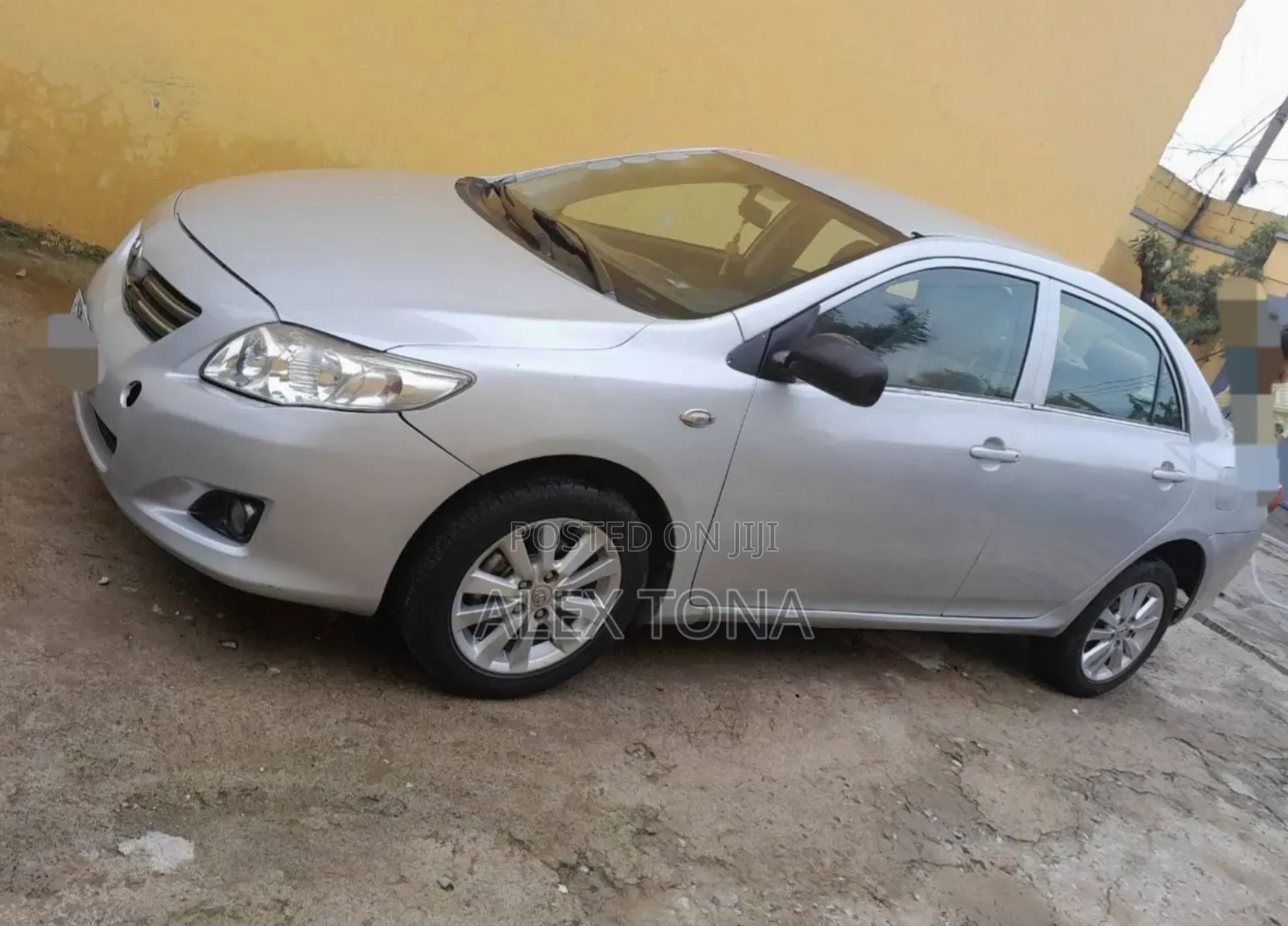 Toyota Corolla 2010 Silver
