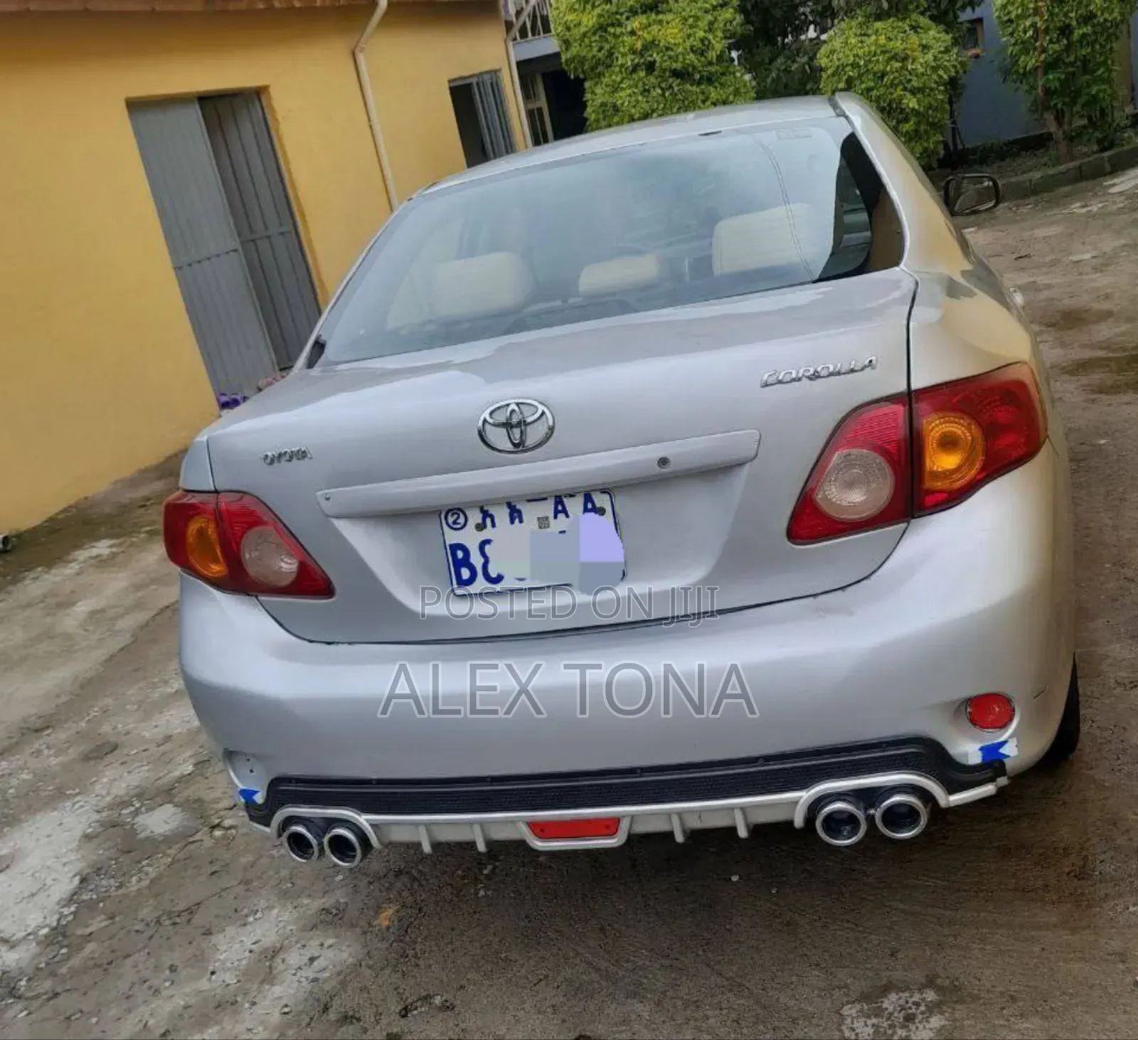 Toyota Corolla 2010 Silver