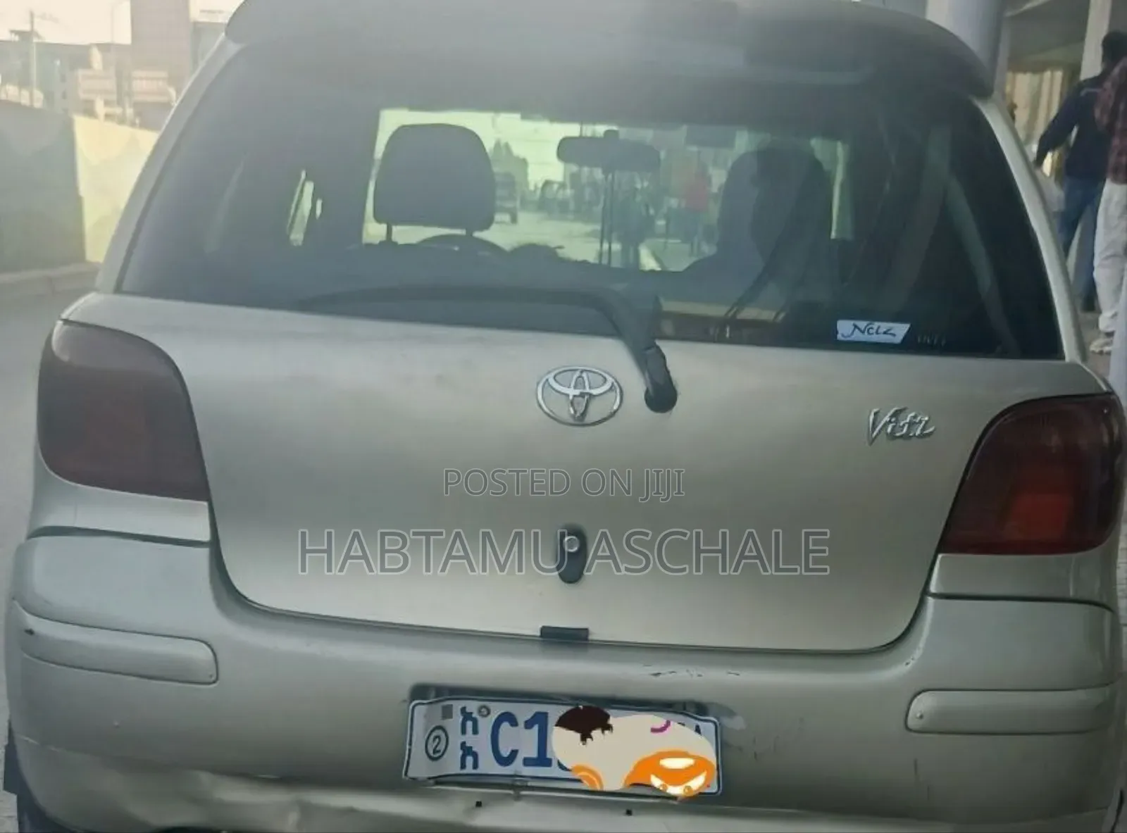 Toyota Vitz 2001 Silver