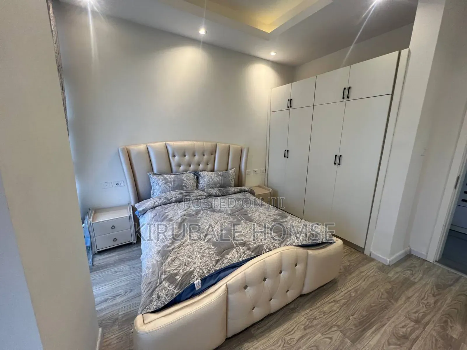 4bdrm Apartment in Bola Meskle Flawre, Bole for rent