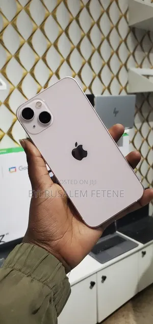 Apple iPhone 13 128 GB