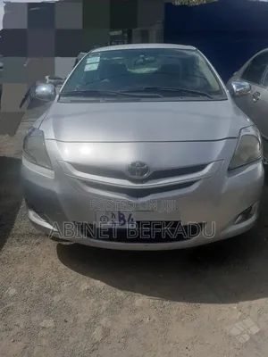 Photo - Toyota Belta 2007 Silver