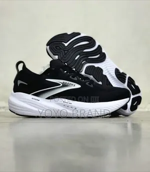 Photo - Brooks Glyecrin 22 Black Road Running Fashion Sneaker