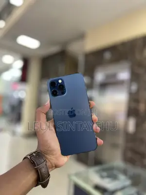Photo - Apple iPhone 12 Pro Max 256 GB Blue