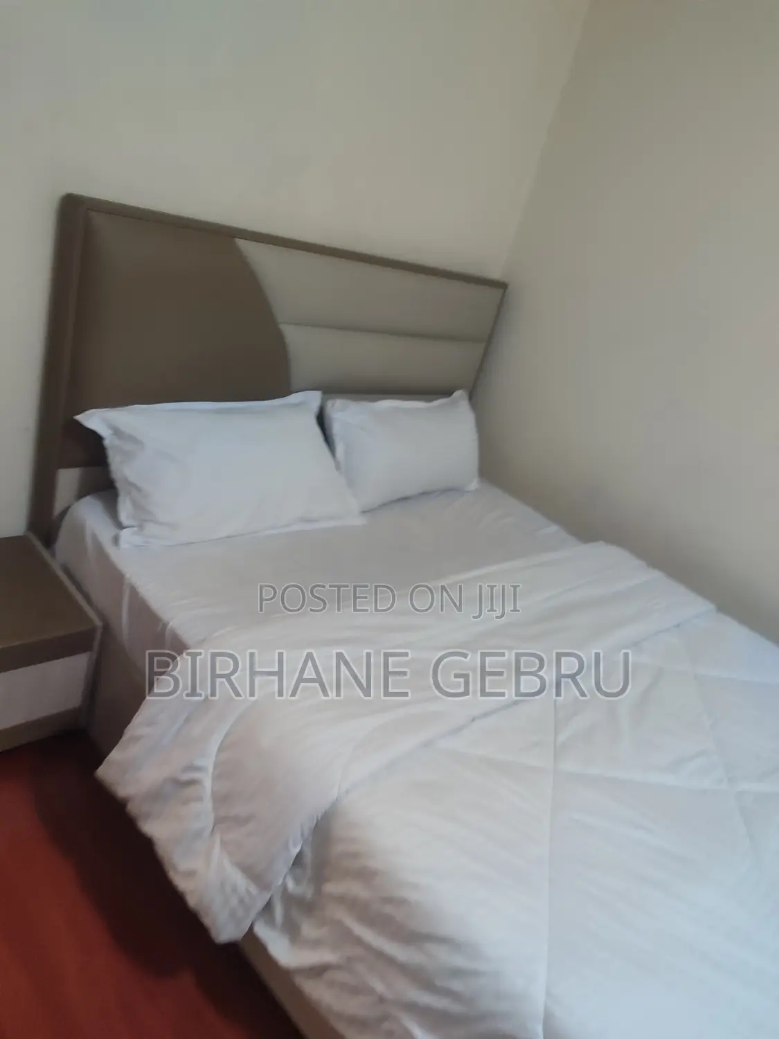 Furnished 5bdrm House in G+1 House, Bole for rent