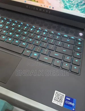 New Laptop Alienware M15 r3 32GB Intel Core i9 SSD 1T