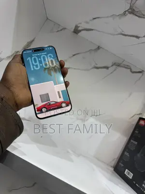 Photo - Apple iPhone 15 Pro Max 256 GB Black