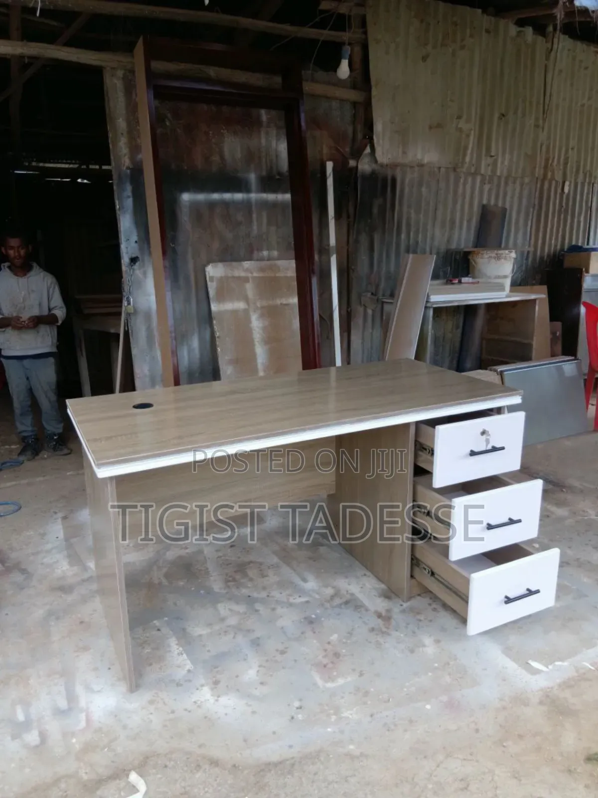 Computer Table ፅድት ያለ Quality 70*150cm