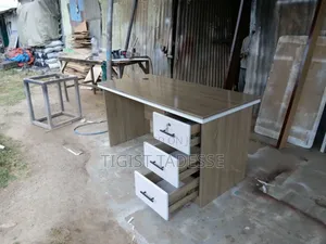 Computer Table ፅድት ያለ Quality 70*150cm