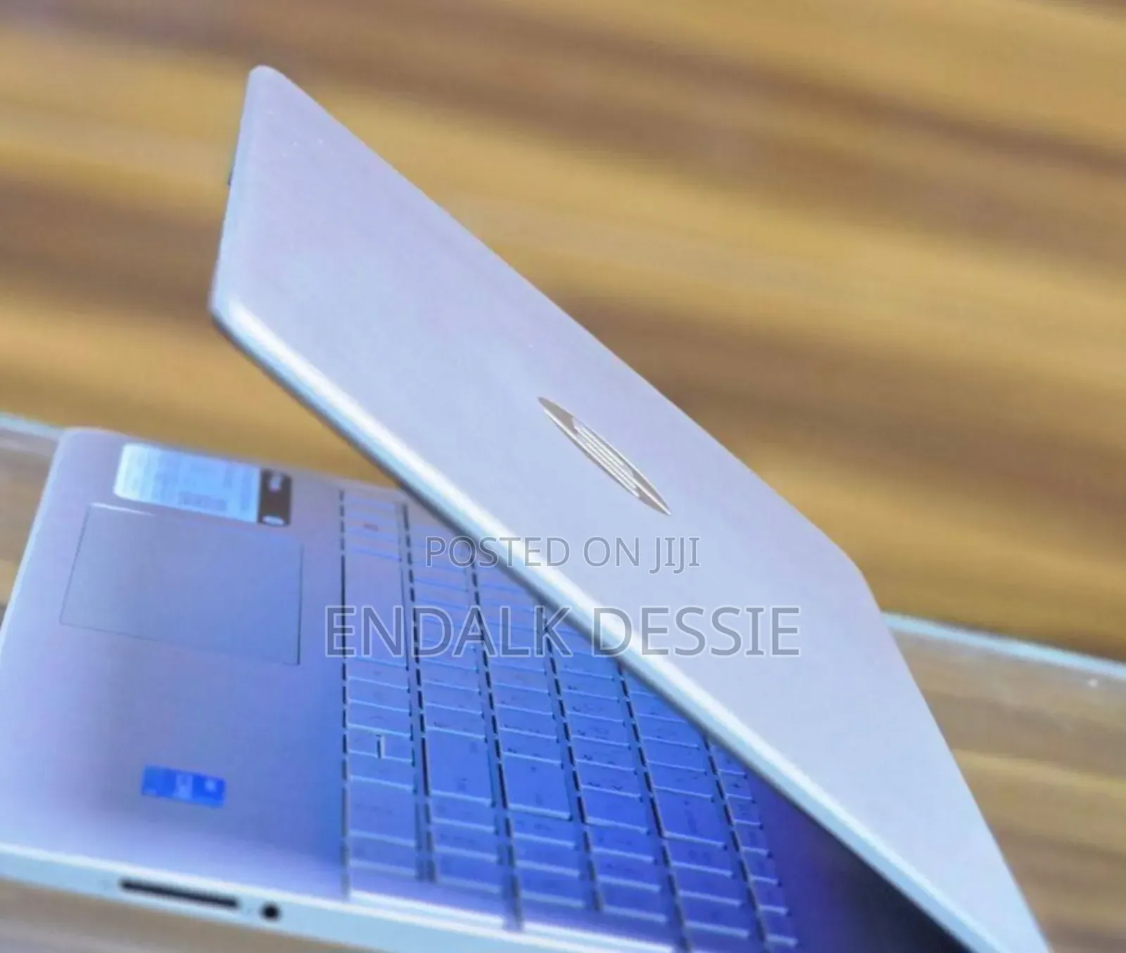 New Laptop HP 8GB Intel Core I3 SSD 256GB