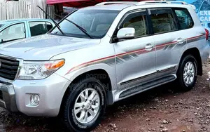 Toyota Land Cruiser Prado 2014 Silver