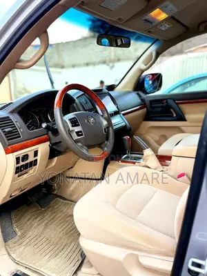 Toyota Land Cruiser Prado 2014 Silver