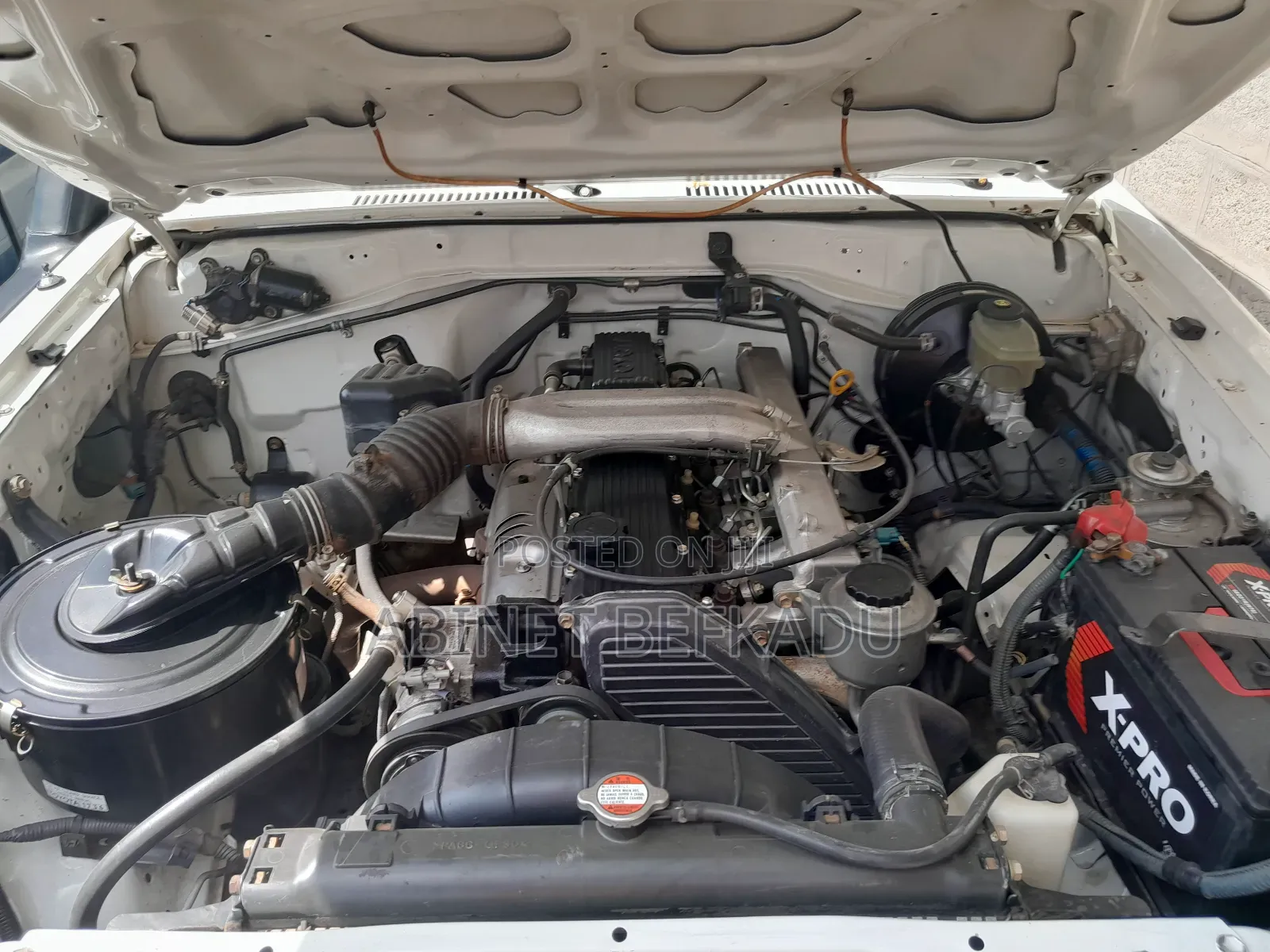 Toyota Land Cruiser 2011 White