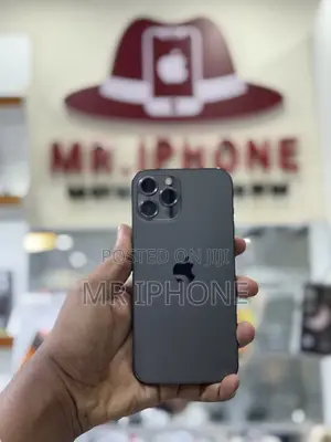 Photo - Apple iPhone 12 Pro Max 128 GB Black