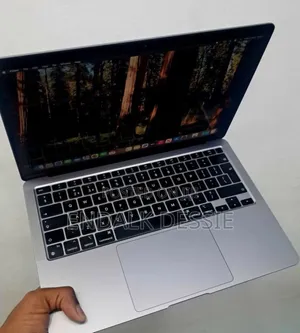 Photo - New Laptop Apple MacBook Air 2020 M1 16GB Apple M1 SSD 256GB