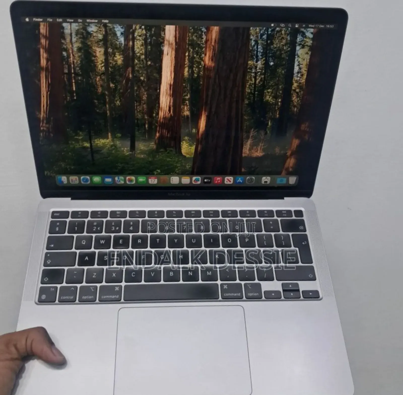 New Laptop Apple MacBook Air 2020 M1 16GB Apple M1 SSD 256GB