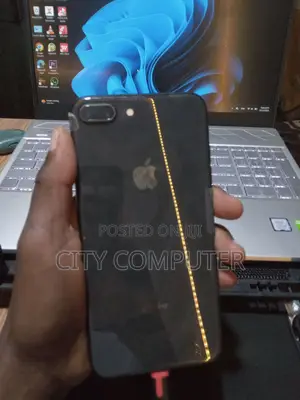 Apple iPhone 8 Plus 128 GB White