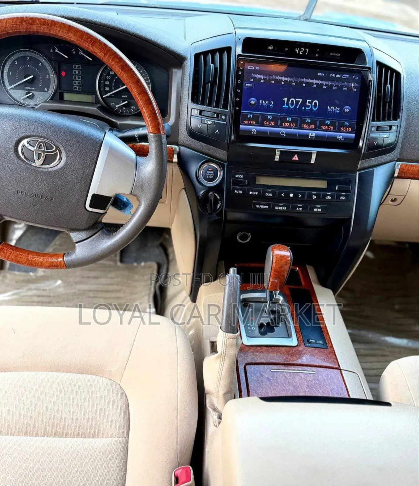 Toyota Land Cruiser 2013 Silver