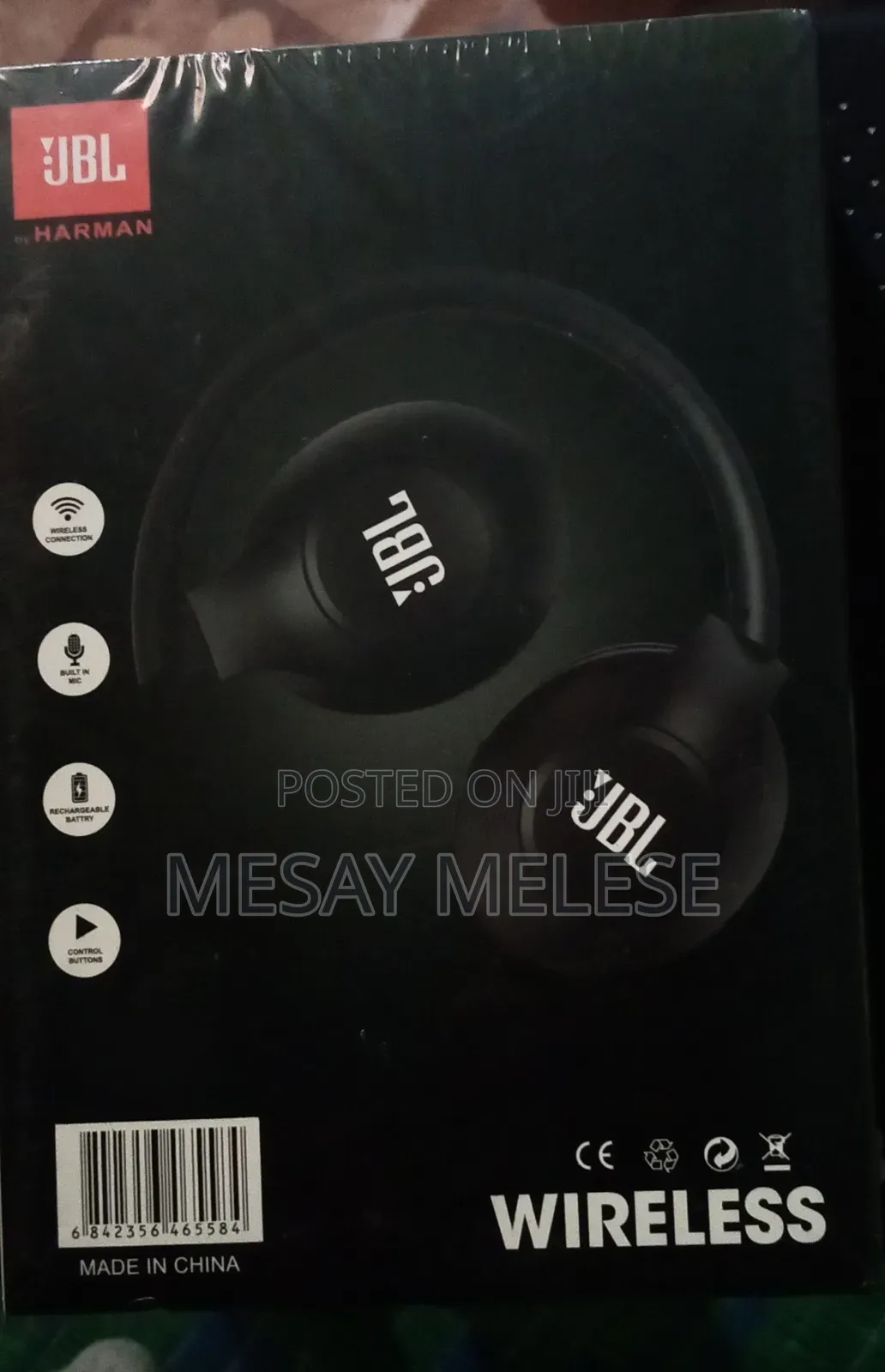 JBL Pure Bass Wireless Headset Tune 900