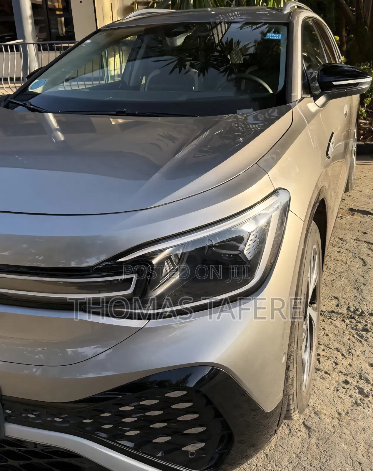 Volkswagen ID.6 2024 Gold